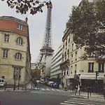 Appartamento Eiffel Tower Champs De Mars *