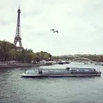 Appartamento Eiffel Tower Champs De Mars Parigi