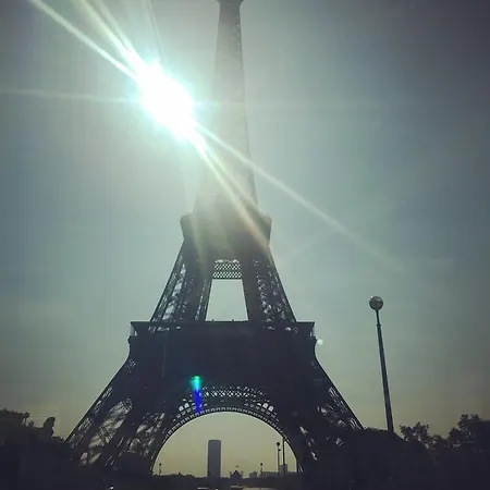 Apartment Eiffel Tower Champs De Mars Paris